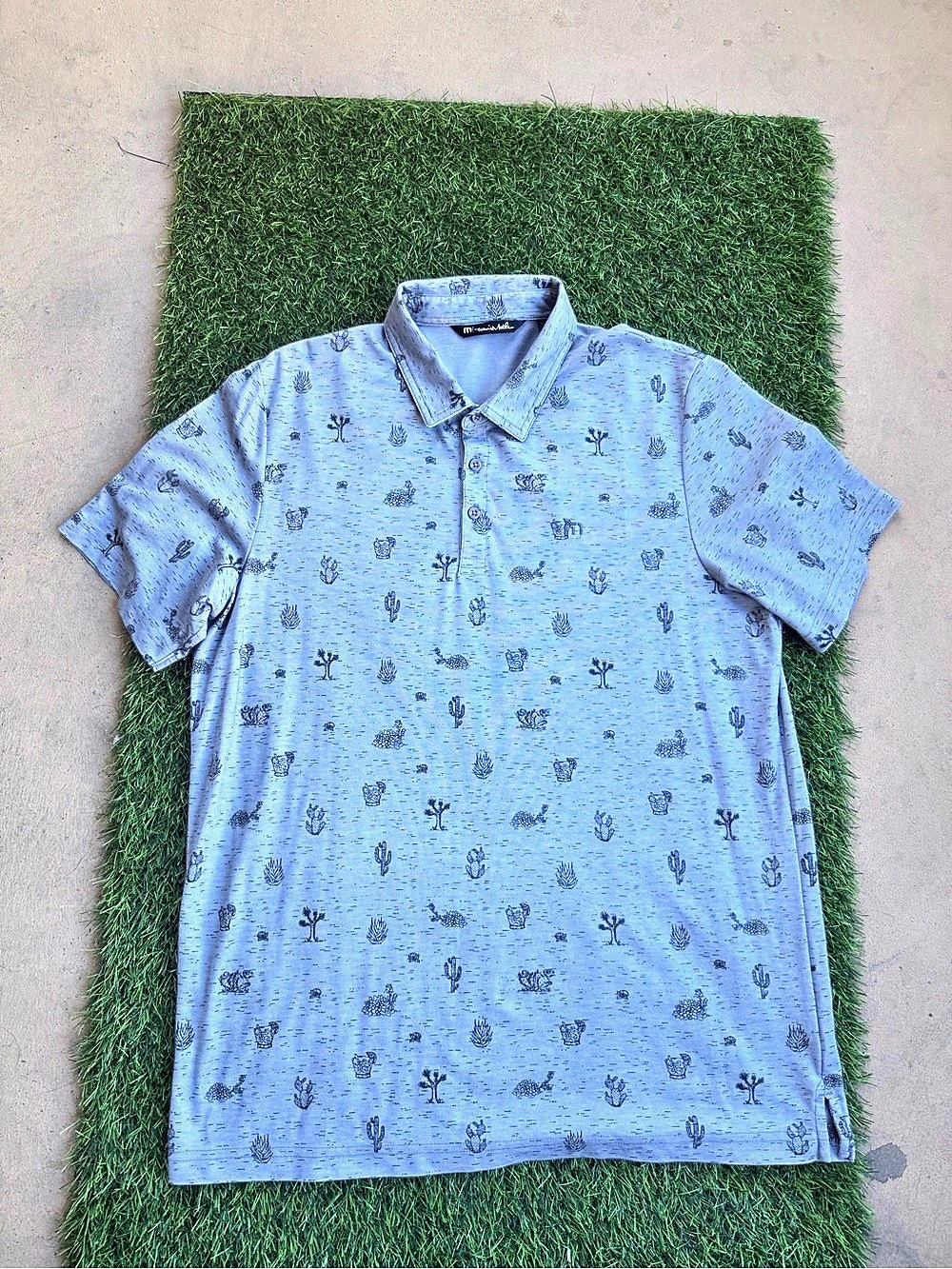 TravisMathew Men's Light Gray Cactus Novelty Print Performance Golf Polo
